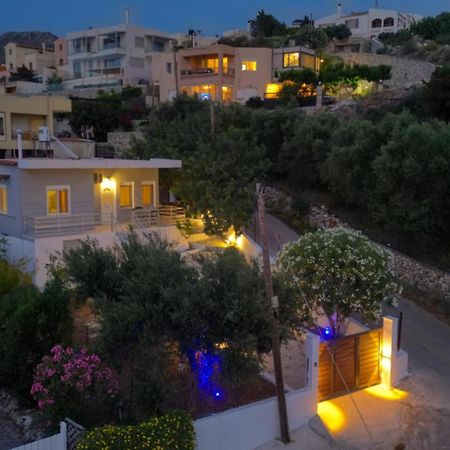 הוילה Plaka House מראה חיצוני תמונה