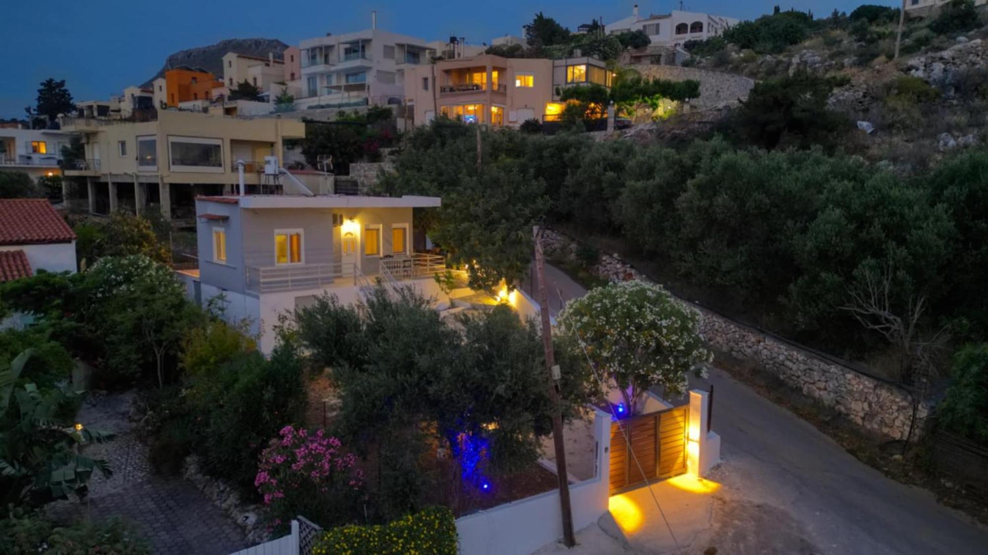 הוילה Plaka House מראה חיצוני תמונה